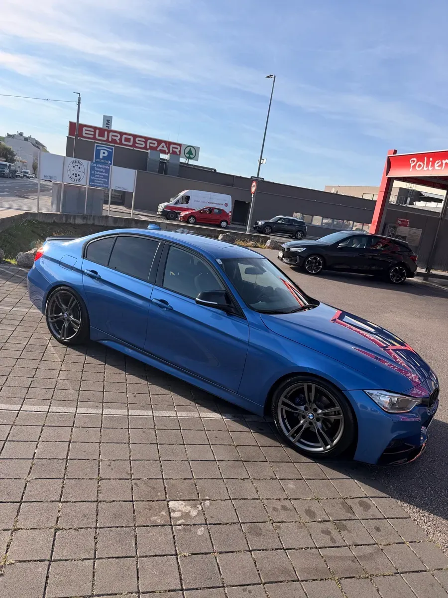 BMW 320D