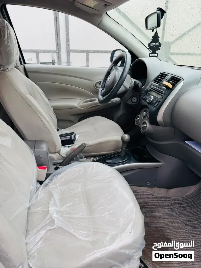 Nissan Sunny 2012 photo 4