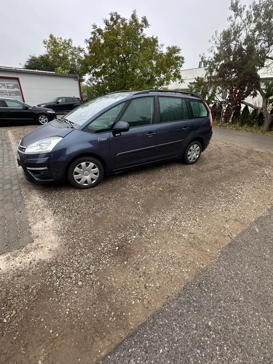 Citroen C4 Picasso 2011 photo 3