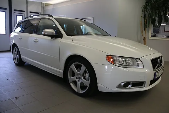 Volvo V70 2011 photo 4
