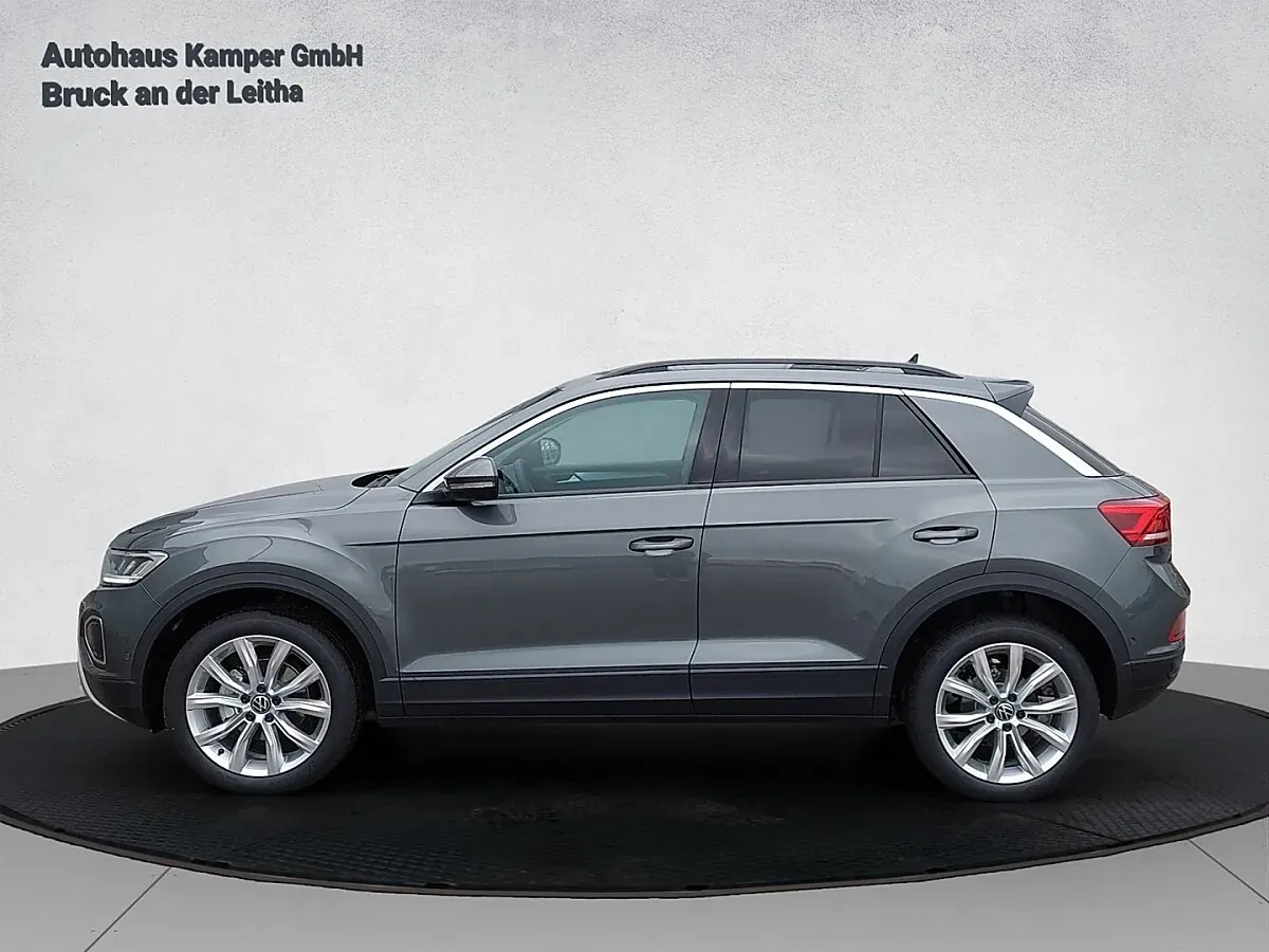 Volkswagen T-Roc 2025 photo 2