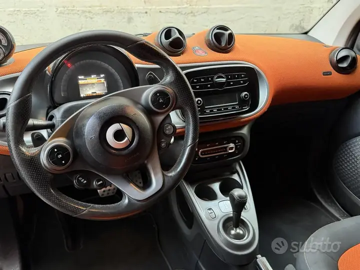 Smart Fortwo 2015 photo 4