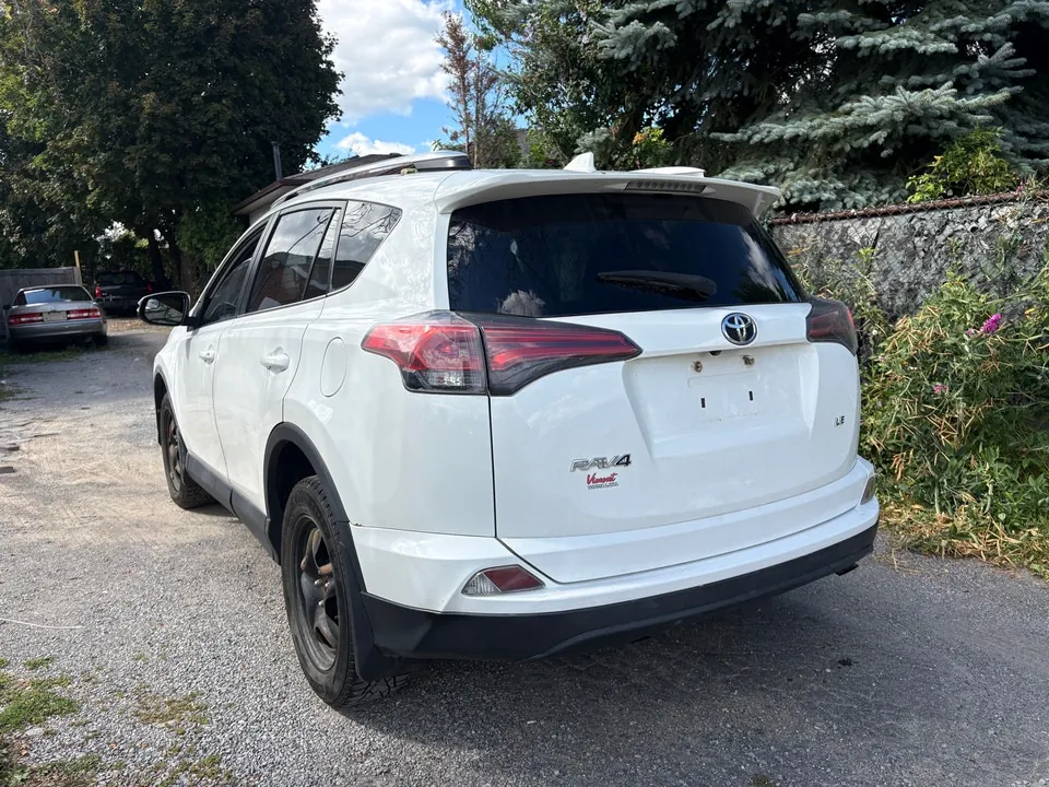 Toyota Rav4 2016 photo 2