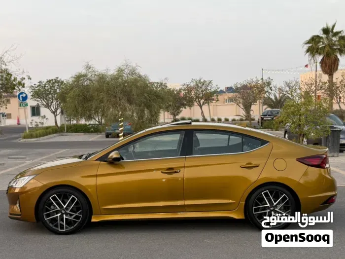 Hyundai Elantra 2019 photo 3