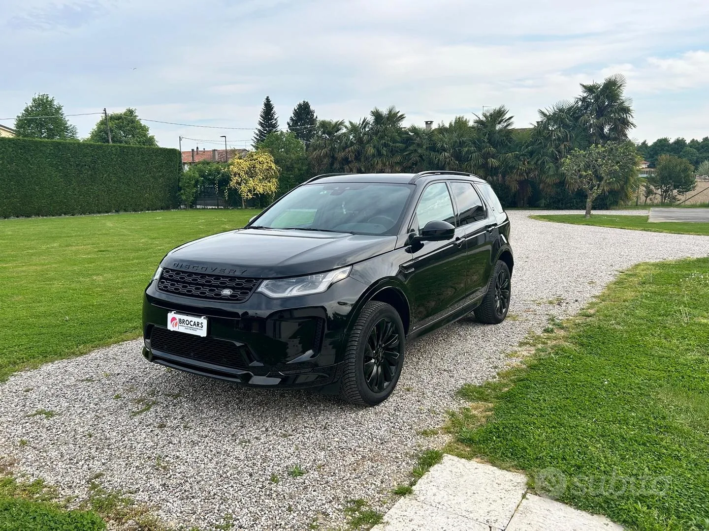 Land Rover Discovery Sport 2020 photo 3