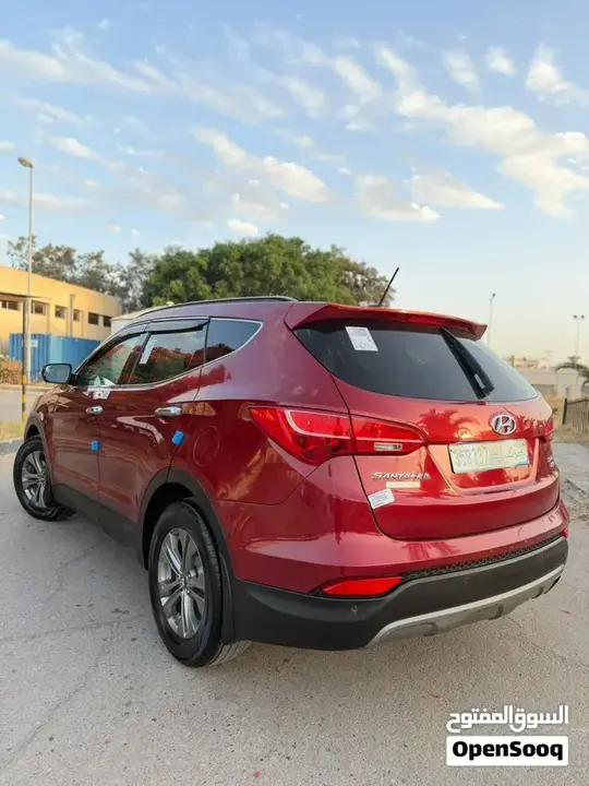 Hyundai Santa Fe 2015 photo 2