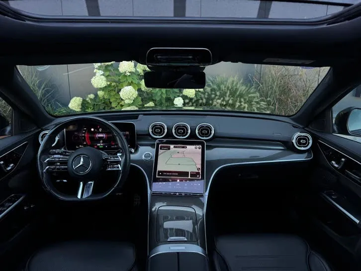 Mercedes-Benz C-Class 2022 photo 2