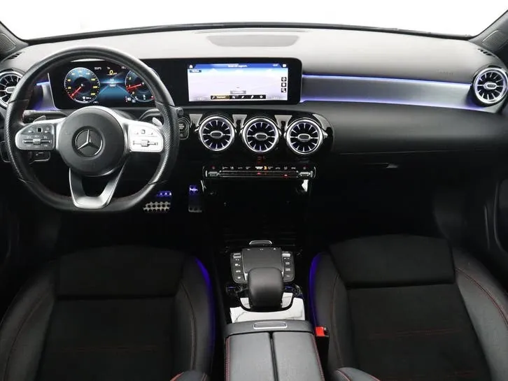 Mercedes-Benz A-Class 2020 photo 3