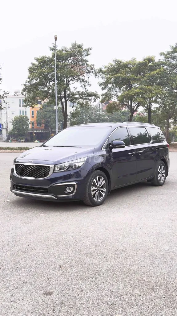 Kia Sedona 2018 photo 2