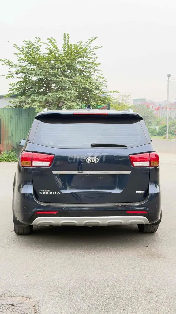 Kia Sedona 2018 photo 4