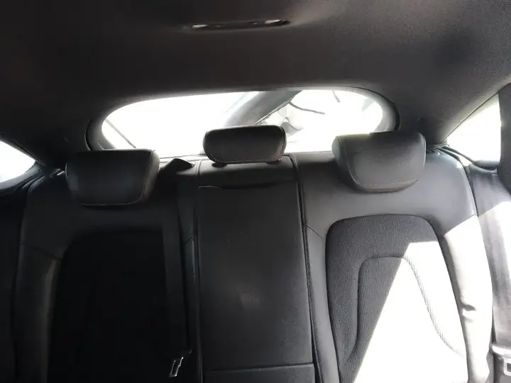 Audi A5 2012 photo 2