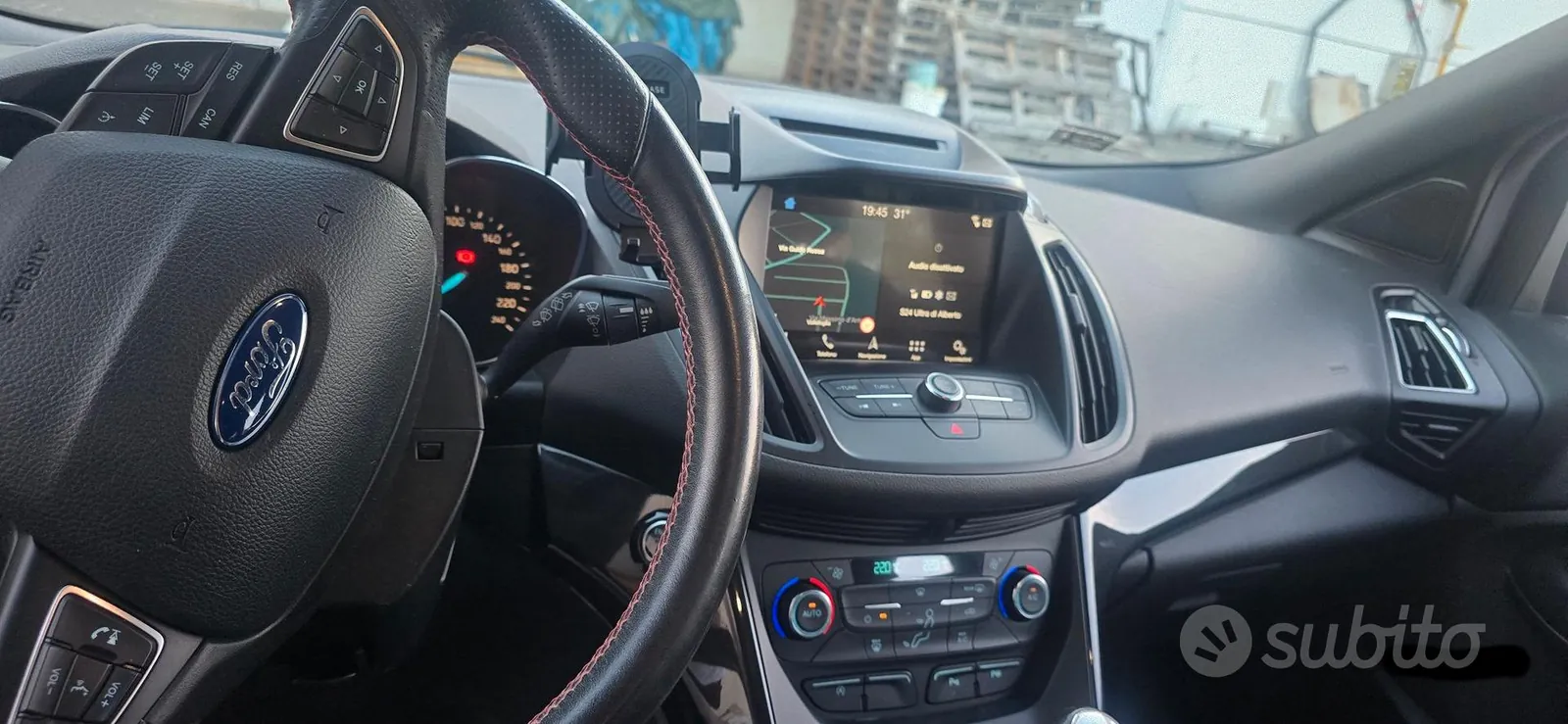 Ford Kuga 2019 photo 2
