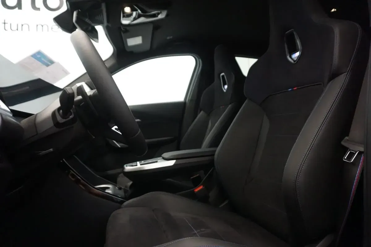 BMW X2 2025 photo 3