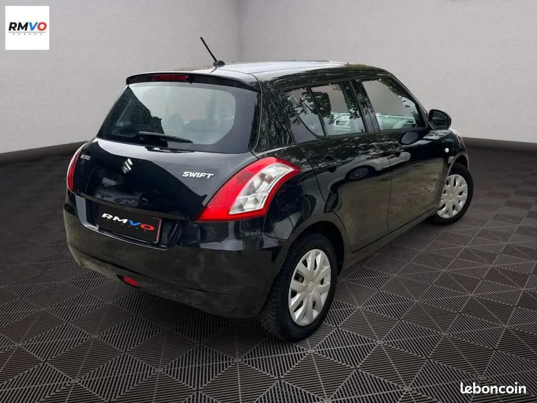 Suzuki Swift 2014 photo 4