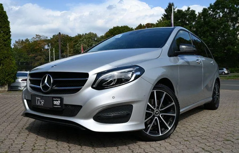 Mercedes-Benz B 180 Urban