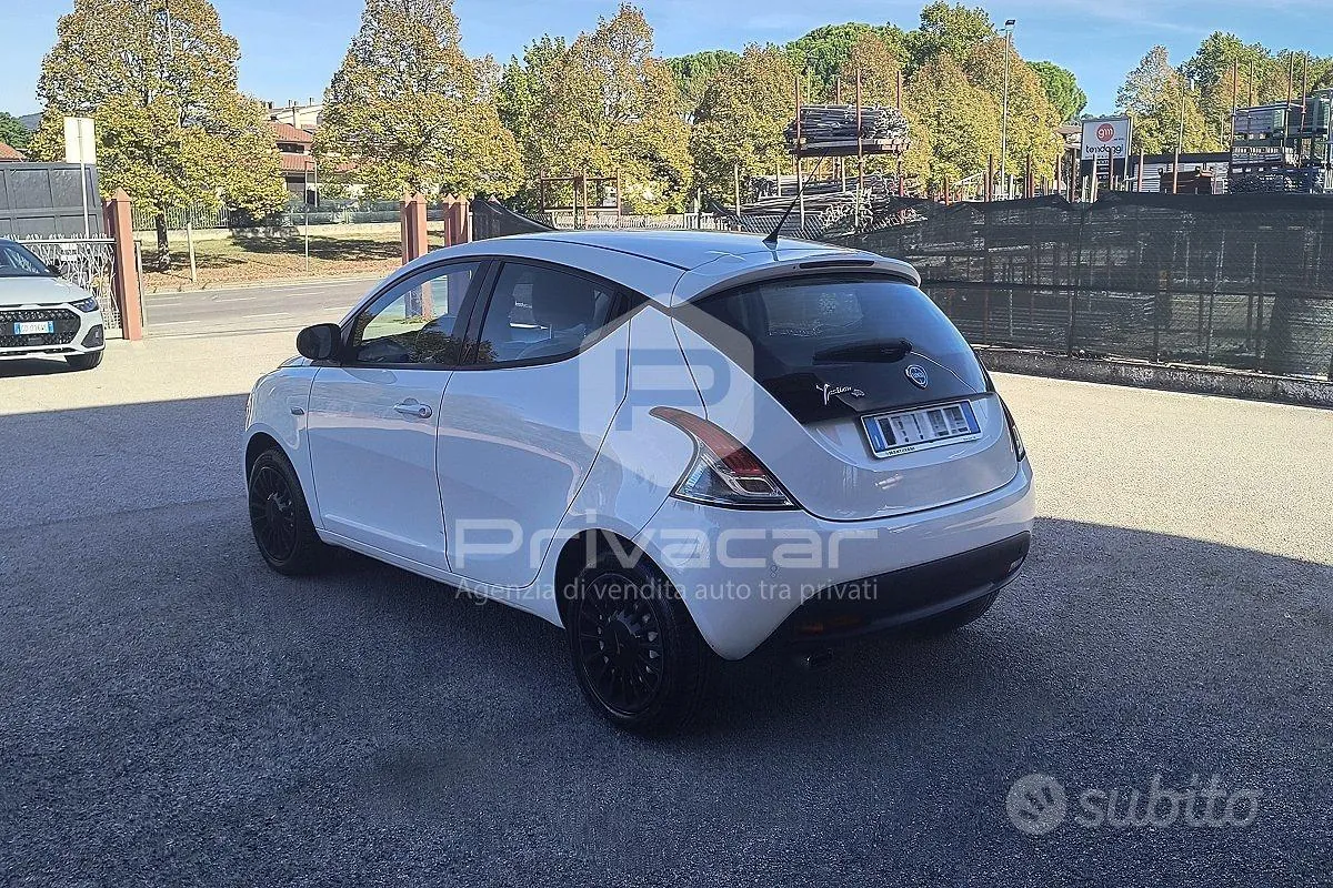 Lancia Ypsilon 2014 photo 5