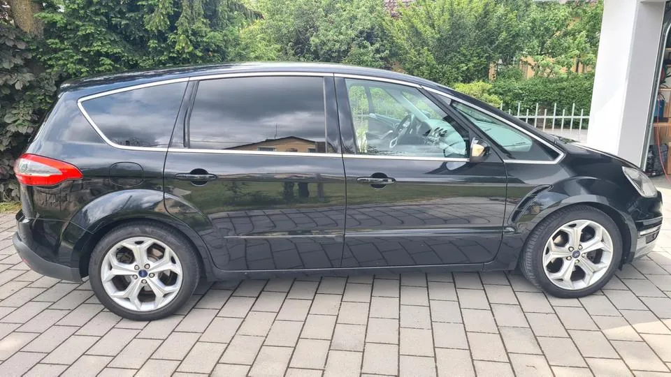 Ford S-Max