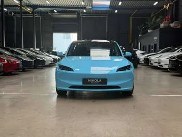 Tesla Model 3 2024 photo 3