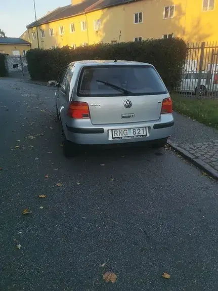 Volkswagen Golf 4 2000 photo 3