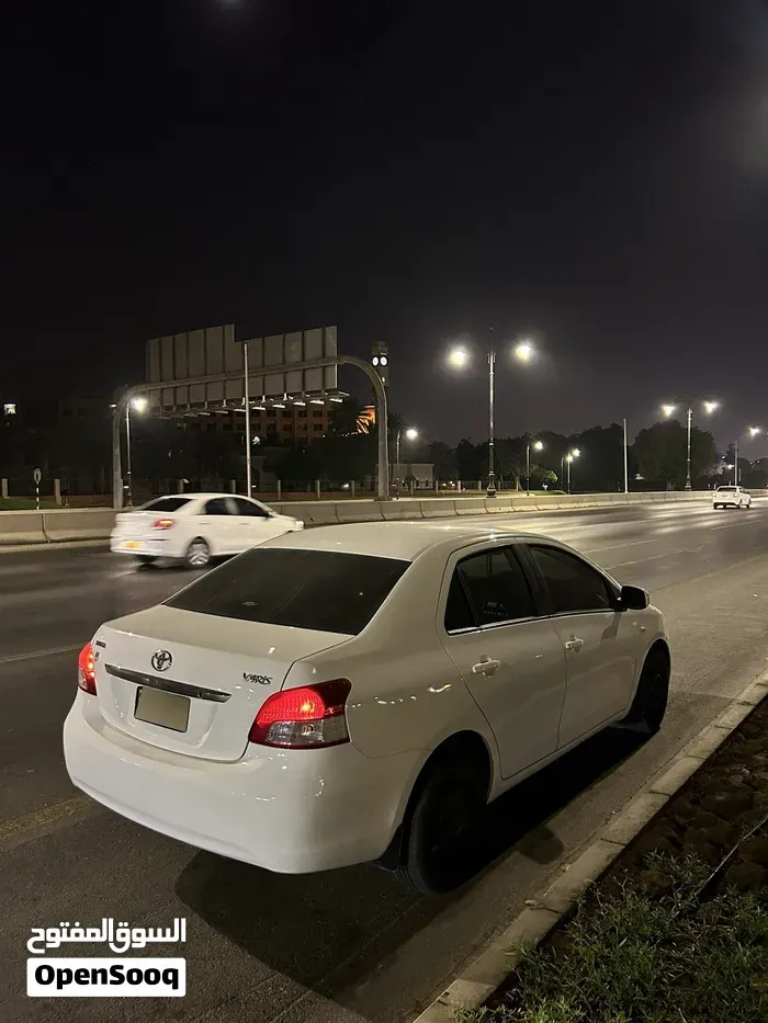 Toyota Yaris 2009 photo 3