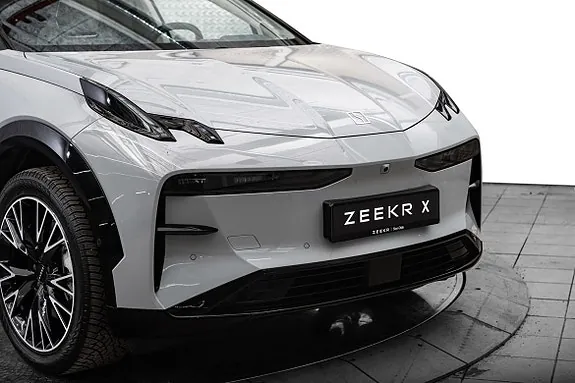 Zeekr X 2025 photo 2