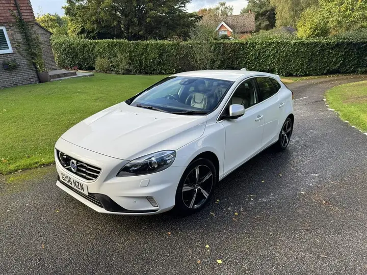 Volvo V40