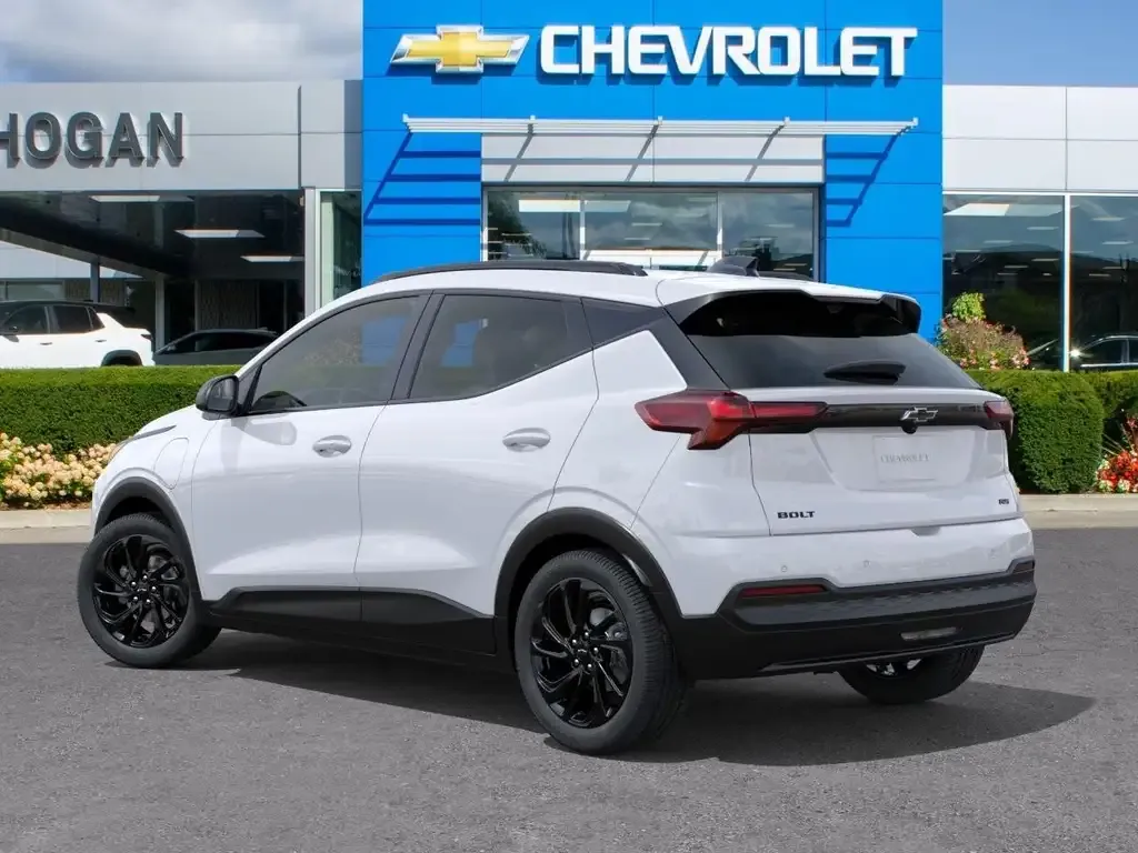 Chevrolet Bolt 2027 photo 3