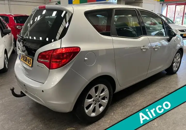Opel Meriva 2013 photo 2