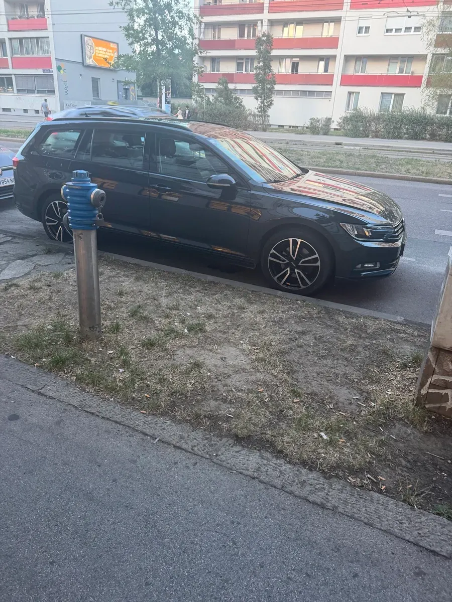 Volkswagen Passat 2016 photo 2