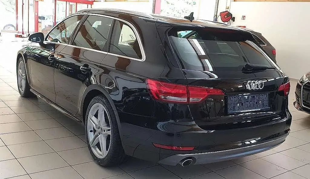 Audi A4 2020 photo 3