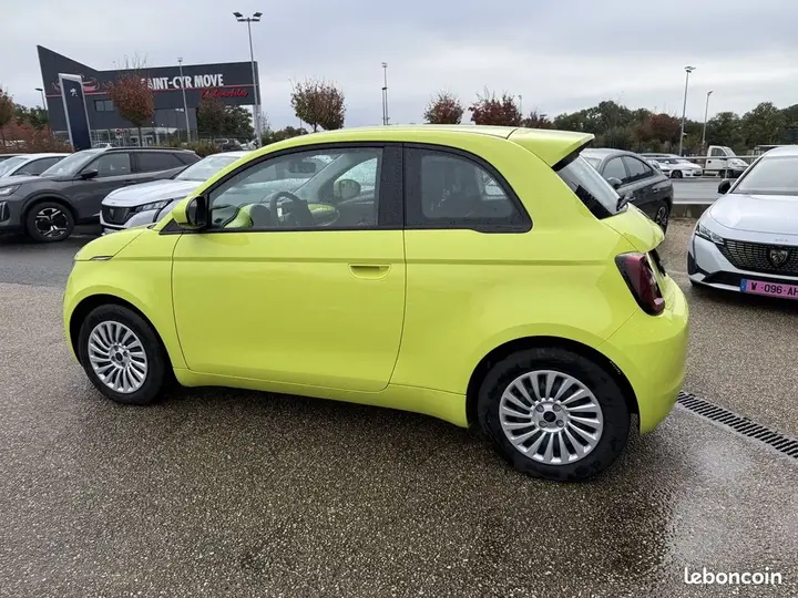 Fiat 500 2023 photo 3