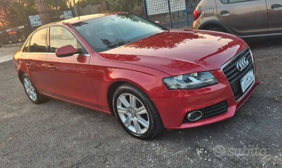 Audi A4 2010 photo 3