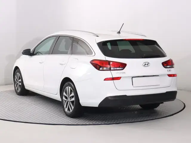 Hyundai I30 2017 photo 3