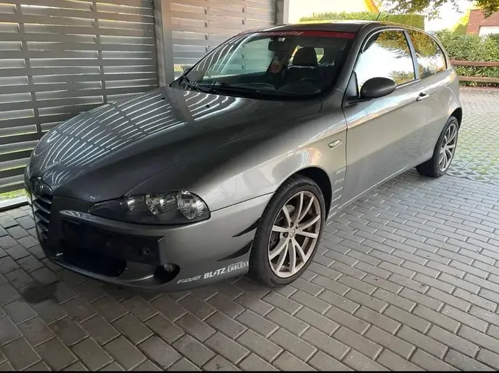 Alfa Romeo 147