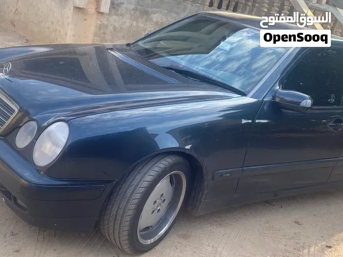 Mercedes-Benz E-Class 2001 photo 4