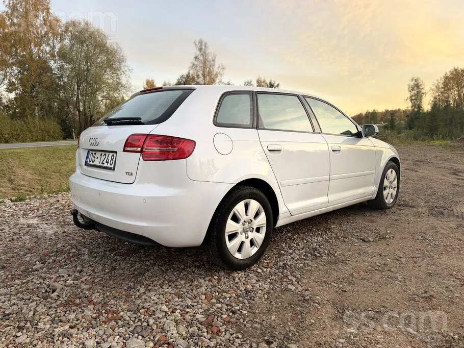 Audi A3 2013 photo 3