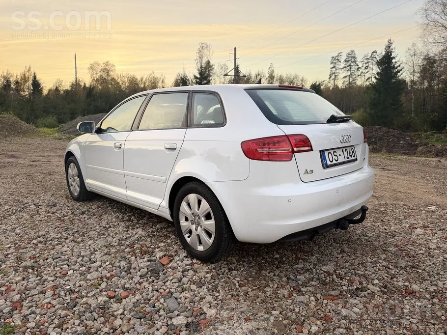 Audi A3 2013 photo 2