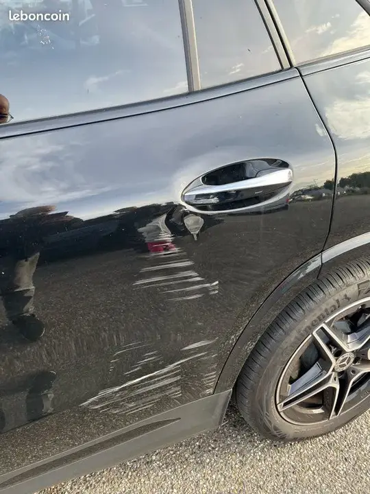 Mercedes-Benz Gla 2025 photo 2
