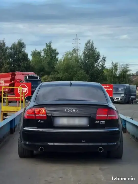 Audi A8