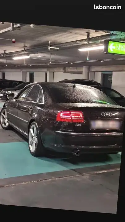 Audi A8 2008 photo 4