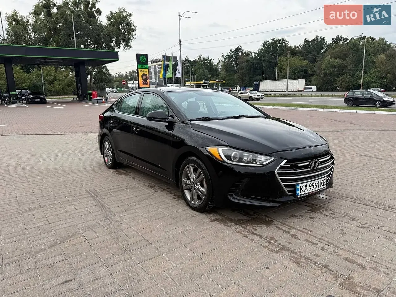 Hyundai Elantra 2017 photo 3