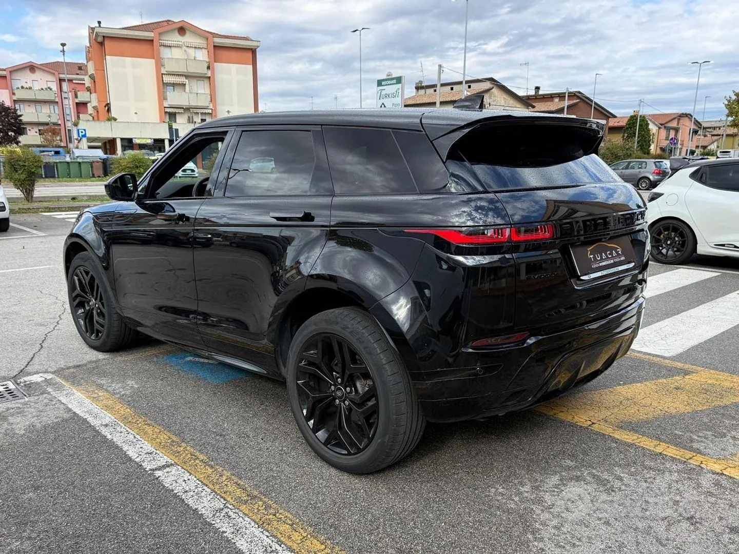 Land Rover Range Rover Evoque 2022 photo 3