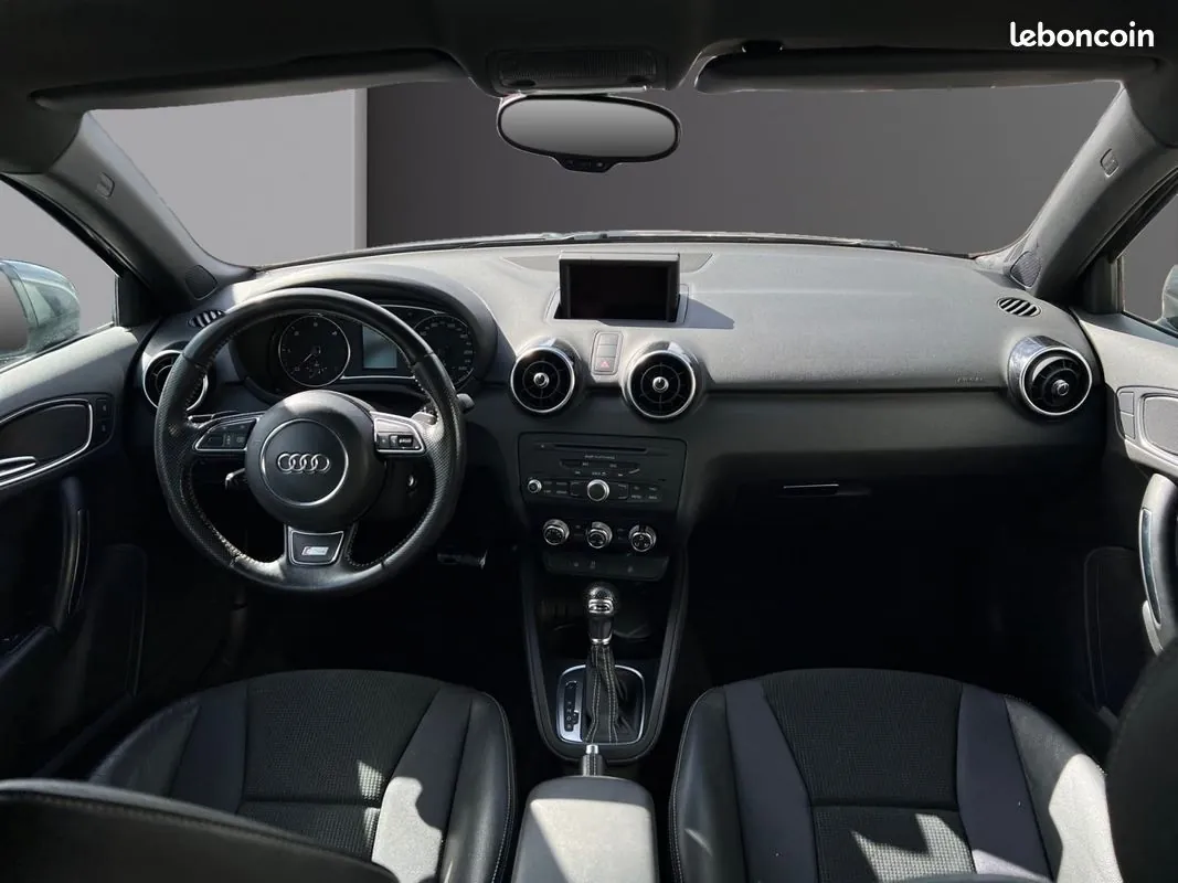 Audi A1 2014 photo 2