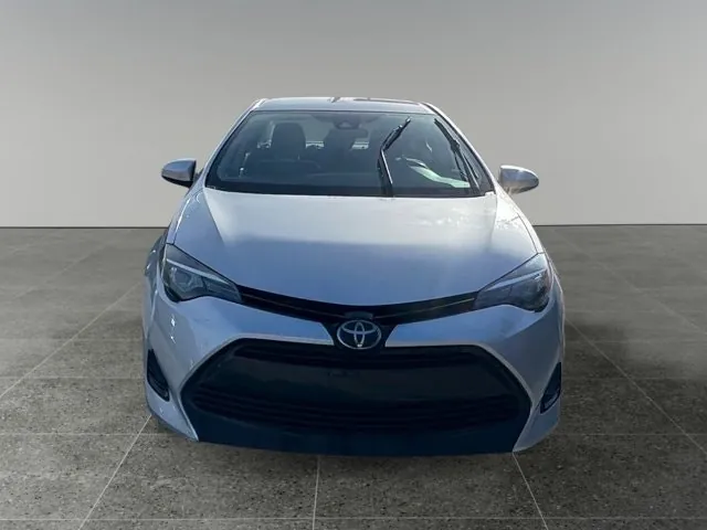 Toyota Corolla 2017 photo 2