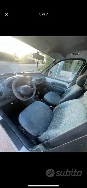 Renault Kangoo 2001 photo 4