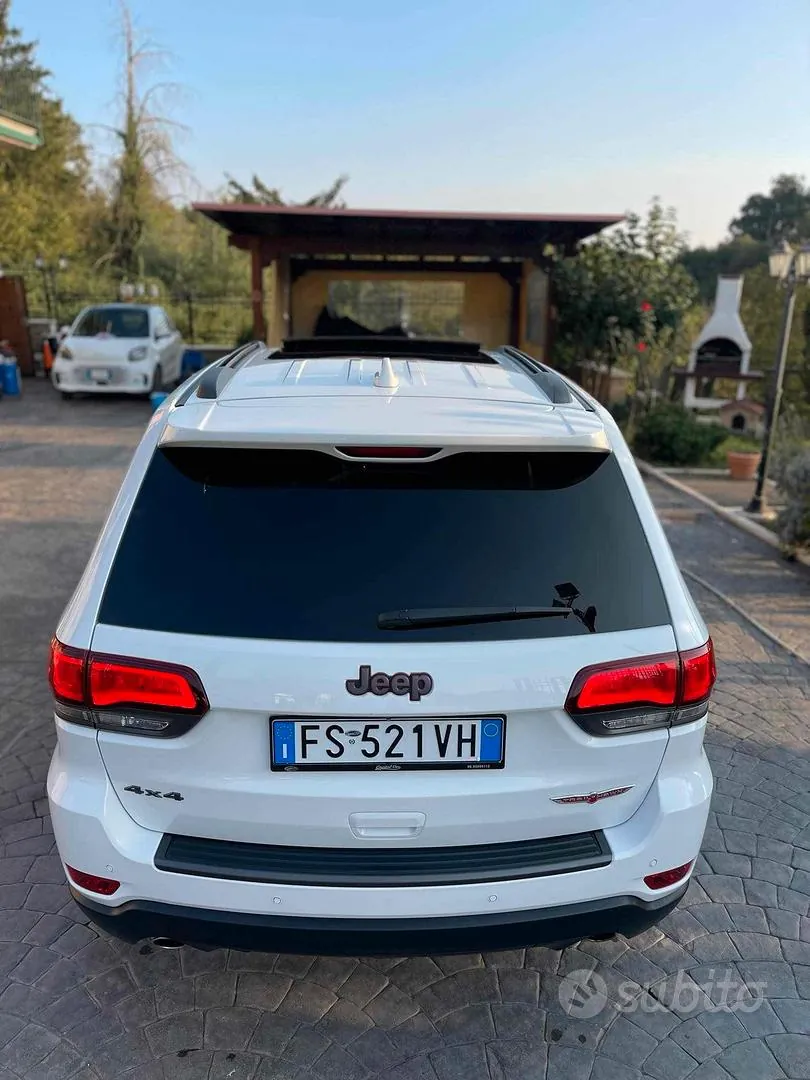 Jeep Grand Cherokee 2018 photo 2