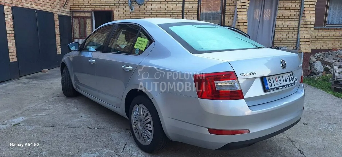 Skoda Octavia 2015 photo 2