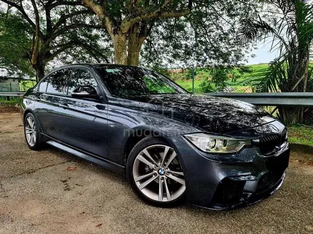 BMW 320I