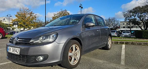 Volkswagen Golf Vi 2010 photo 2
