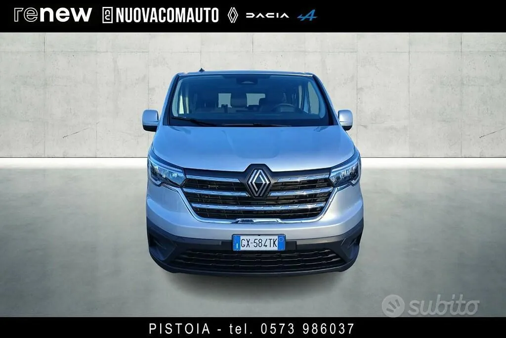 Renault Trafic 2024 photo 2